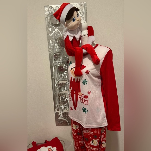 Elf on the Shelf Pajamas + Tote Bag + Large Stuffed Doll - Picture 14 of 16